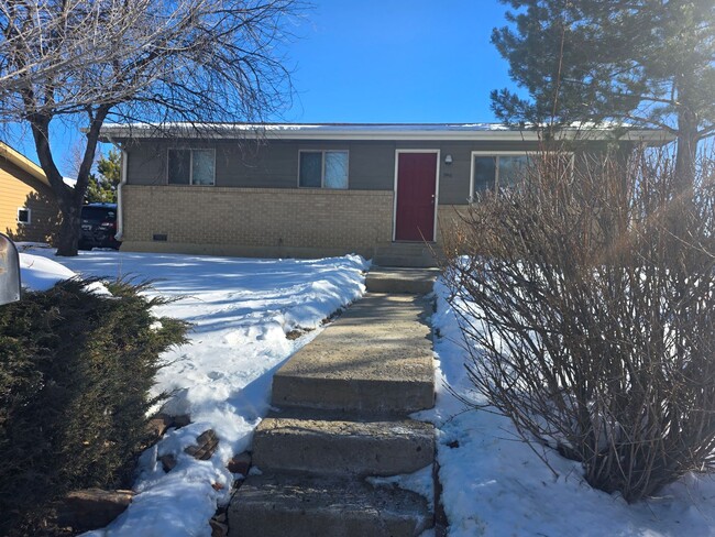 Primary Photo - Cozy Home in East Campus