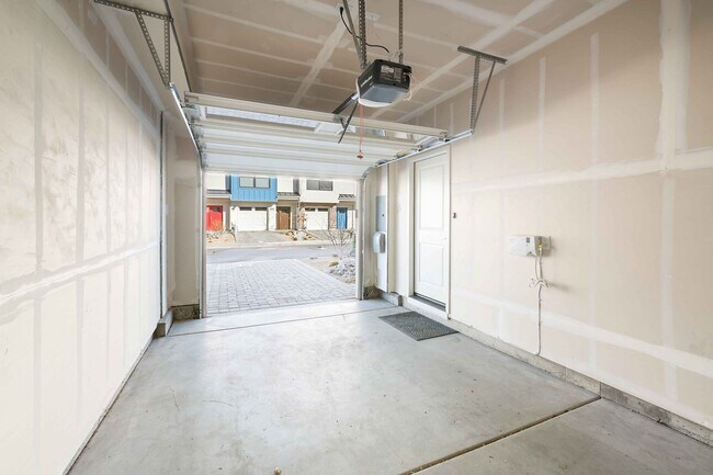 Building Photo - 4860 Ciarra Kennedy Lane
