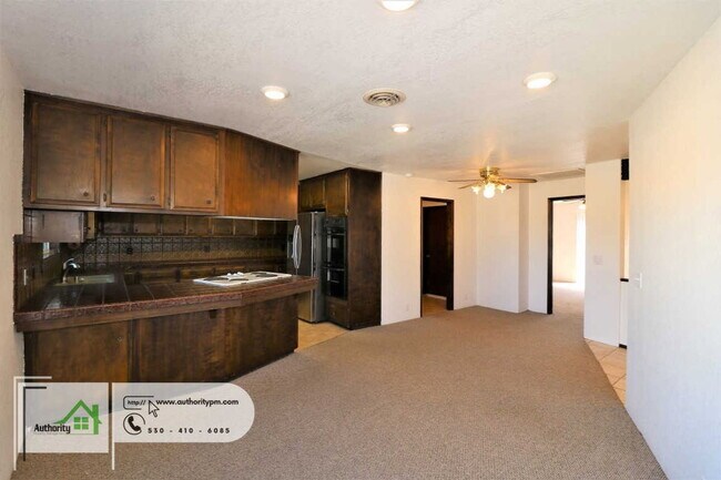 Building Photo - 3253 Tarmac Rd