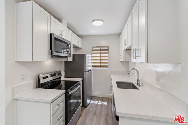 Building Photo - 1625 Franklin St