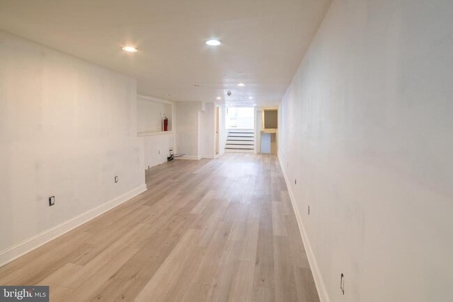 Building Photo - 2504 S Broad St