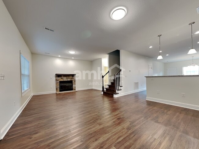 Building Photo - 2300 Madeline vine ln