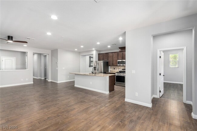 Building Photo - 5344 Bocopa St