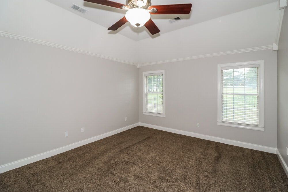 Building Photo - 7633 Meadow Ridge Ln