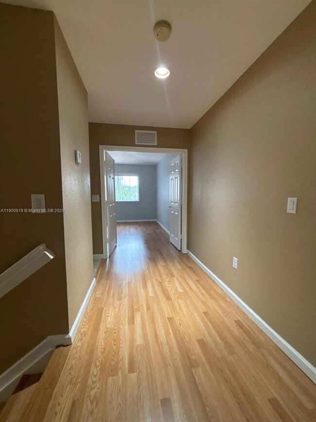 Building Photo - 8354 SW 29th St