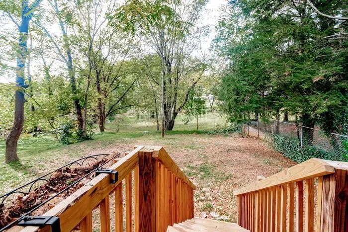 Building Photo - 808 3rd St SE