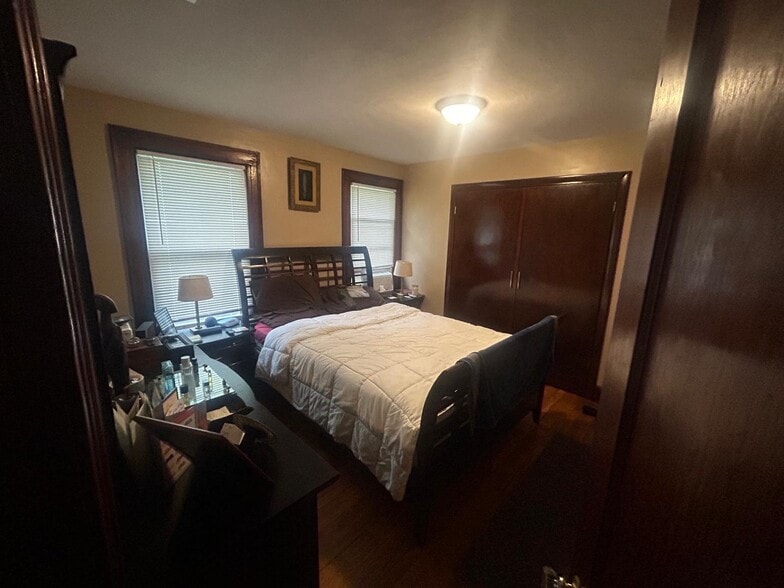 Bedroom #1 - 261 View St