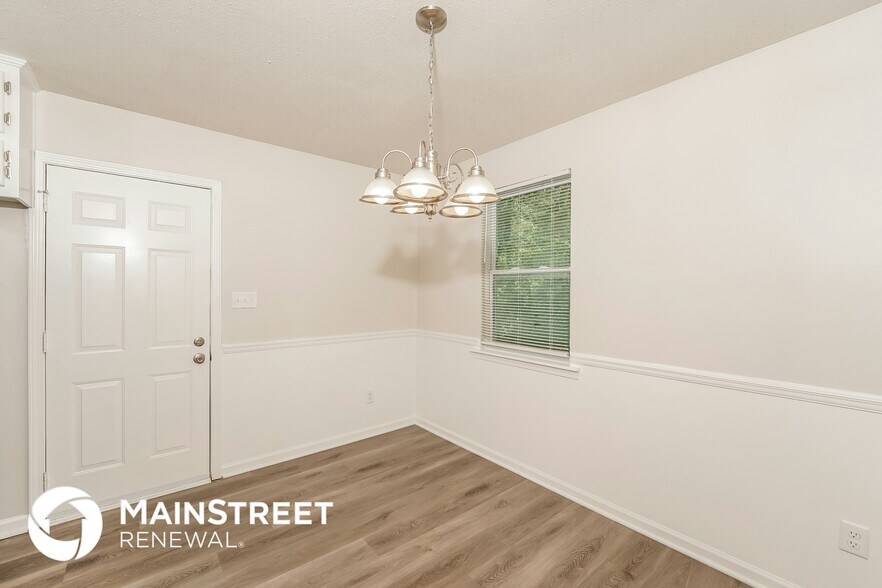 Building Photo - 4204 Denniston Cir