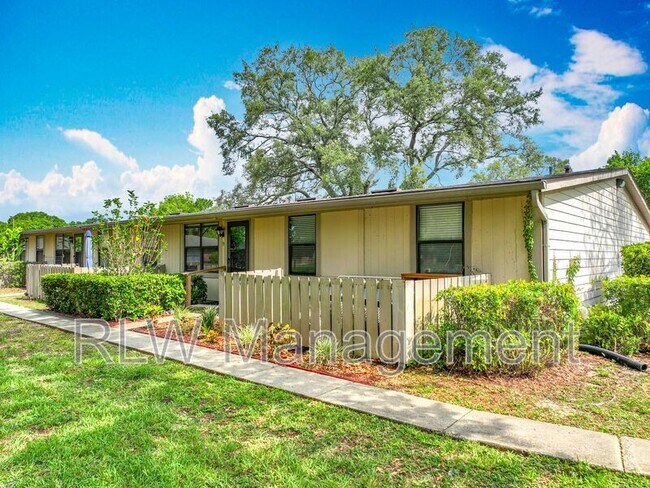 Building Photo - 611 Mt Homer Rd