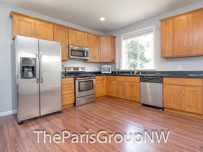 Building Photo - Wonderful 2012 Renton 3BR * Backs To Greenbelt