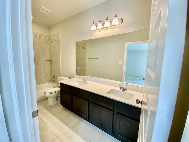 Building Photo - 3702 Austin Cove