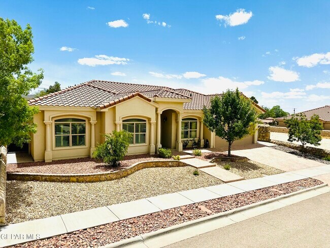 Building Photo - 6268 Wildwood Ct