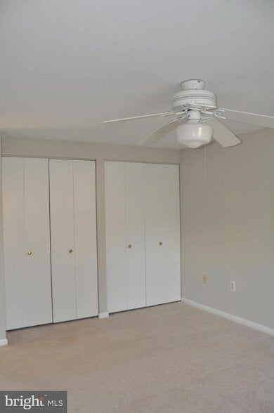 Building Photo - 9705 Glen Ave