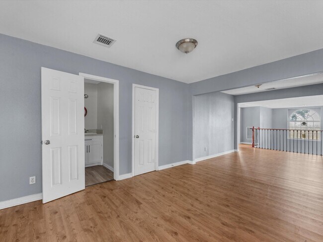 Building Photo - 10445 FM442