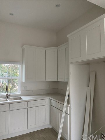 Building Photo - 8139 4th St