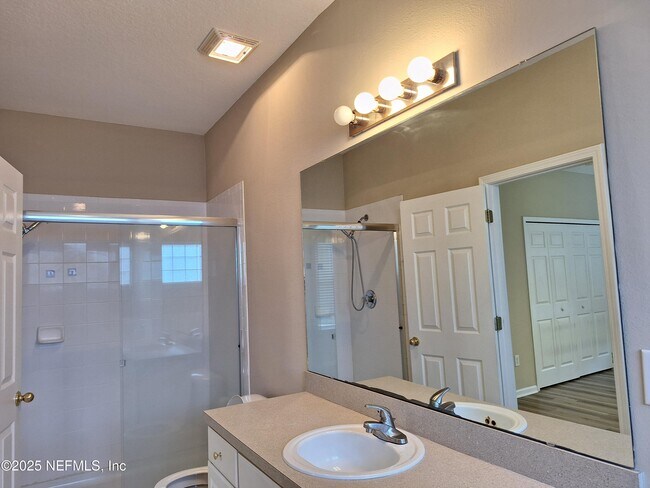Building Photo - 7217 Deerfoot Cir