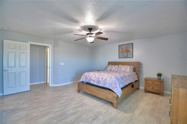 Building Photo - 4970 Mandolin Ct