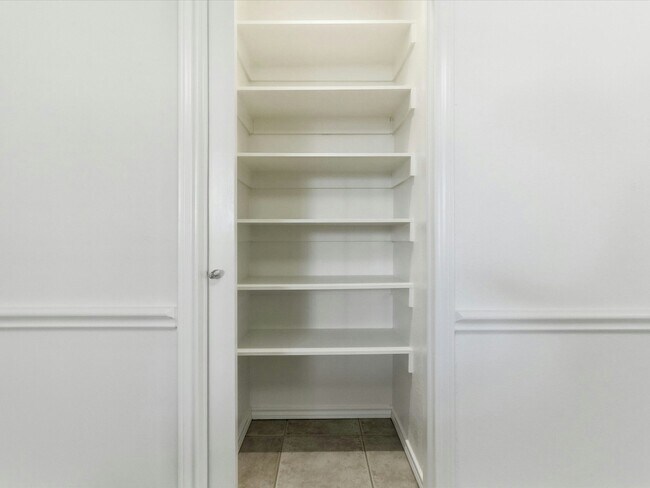 Building Photo - 8430 Cripple Creek Dr