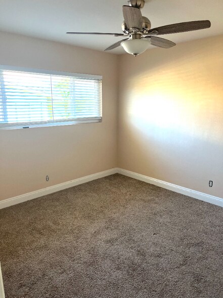 Building Photo - 2115 Placentia Ave