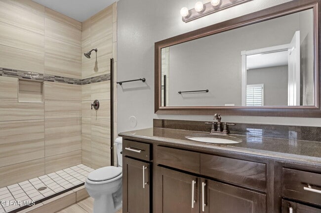 Building Photo - 14365 Jonathan K. Molina Ct