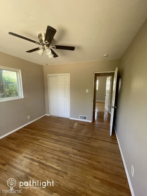 Building Photo - 4 br, 2 bath House - 1220 Garcia St NE UNIT