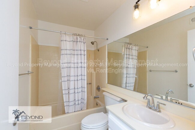 Building Photo - 9316 Twin Trails Dr