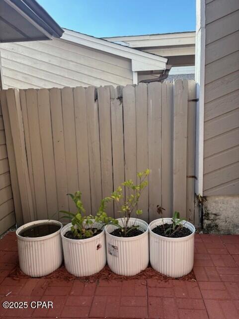 Building Photo - 115 Marin Dr