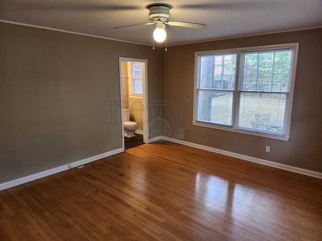 Building Photo - Forest Park School District!