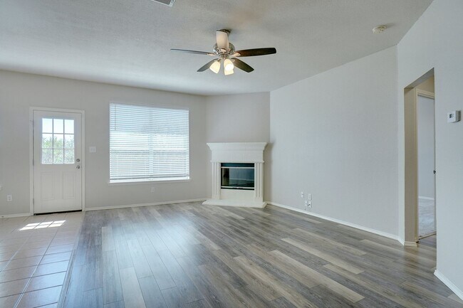 Building Photo - Beautiful Newly Remodeled Home in Eagle Mountain ISD!