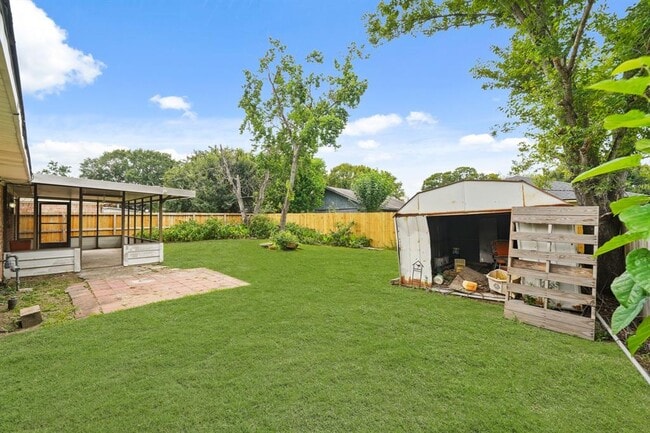 Building Photo - 21122 Southern Colony Ct