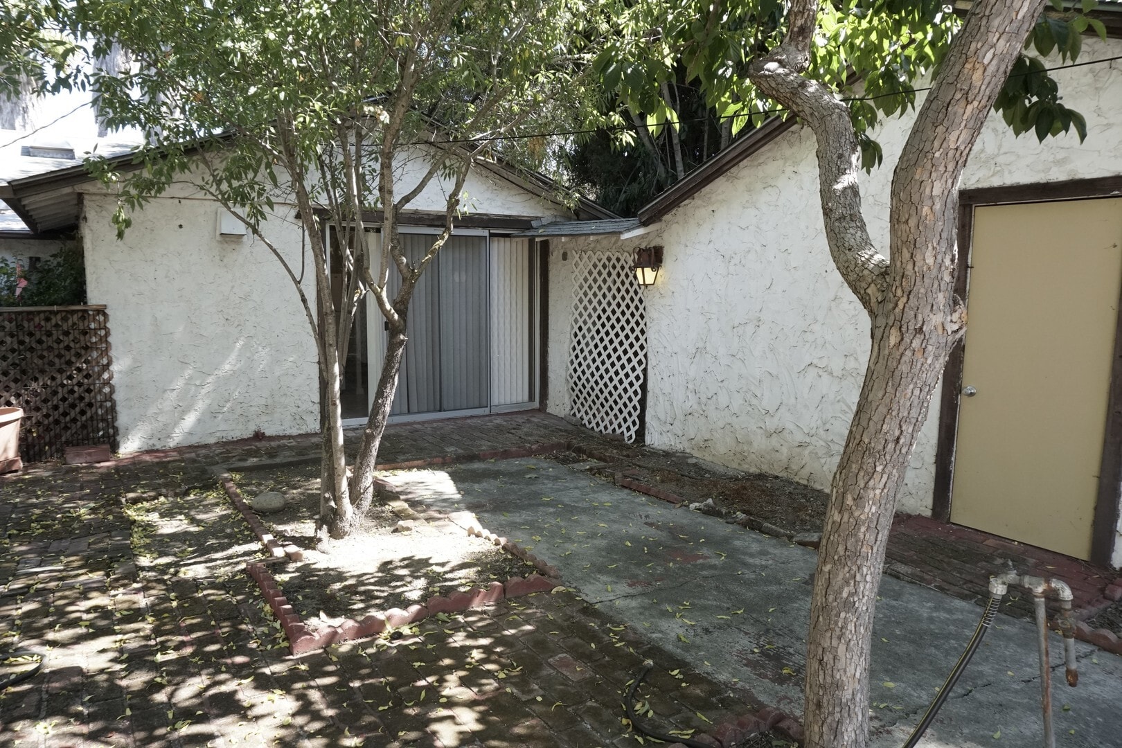 Building Photo - 15086 Woodard Rd