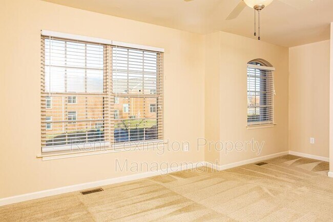 Building Photo - 3838 Nadia Ln