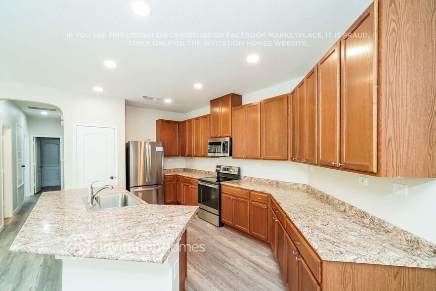 Building Photo - 2012 Brandywine Dr