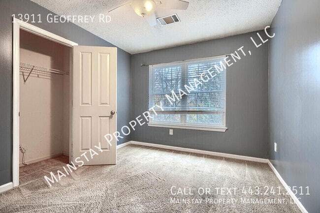 Building Photo - 13911 Geoffrey Rd