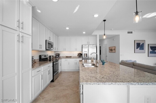 Building Photo - 43030 Greenway Blvd