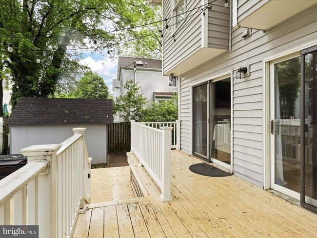 Building Photo - 8324 2nd Ave