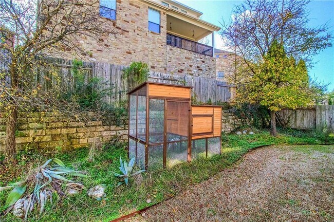 Building Photo - 7913 Menler Dr