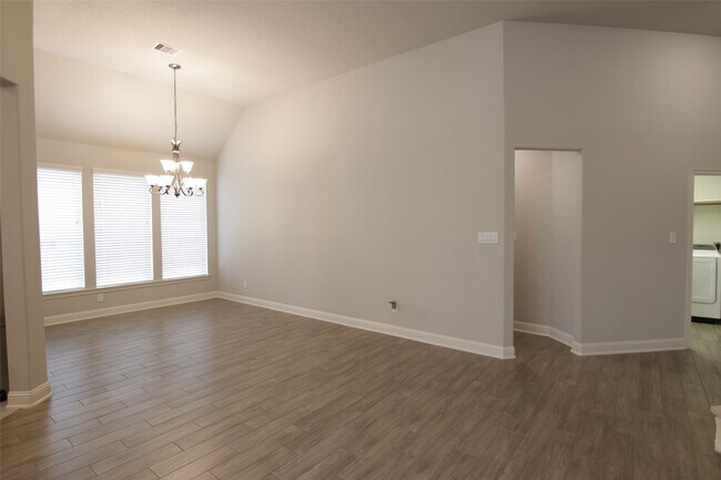 Building Photo - 18659 Fairmont Springs Ct