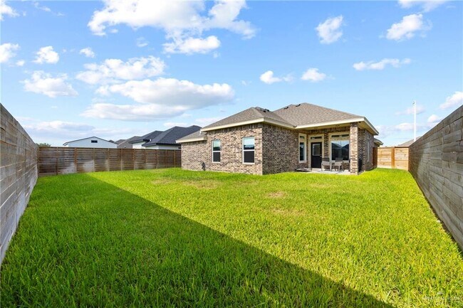 Building Photo - 22 Burr Dr