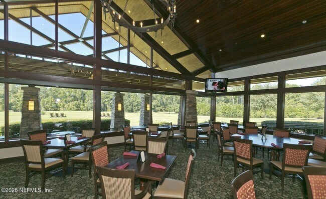 Building Photo - 539 Hedgewood Dr