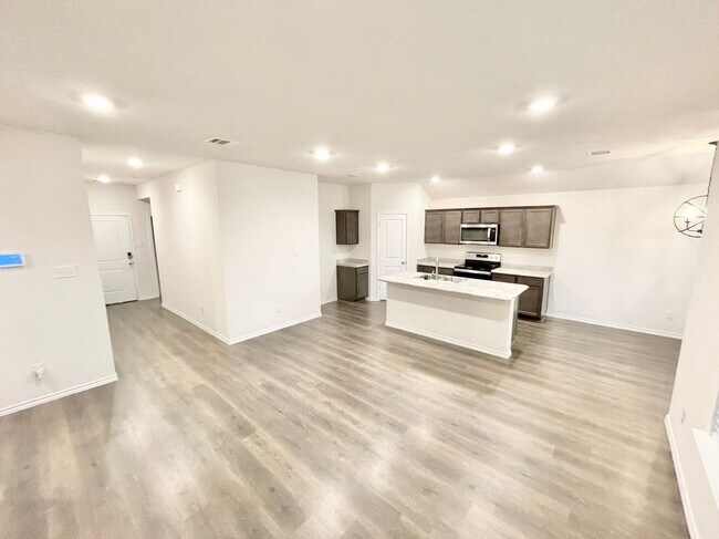 Building Photo - 1125 Silver Maple Ln