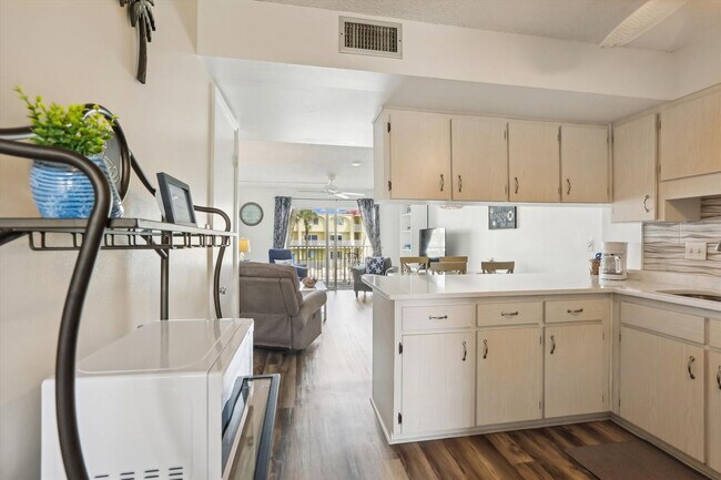 Building Photo - 1 Ocean Trace Rd