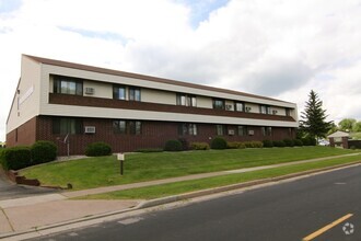 Building Photo - Marsh Run