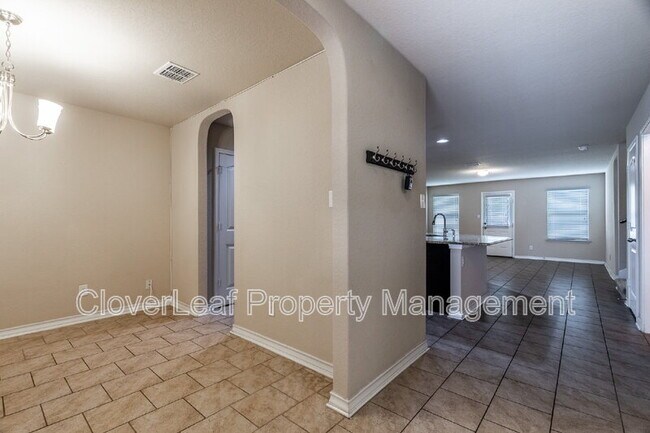 Building Photo - 1507 Mourning Dove