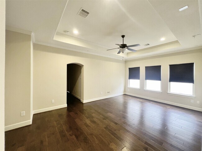 Building Photo - 1315 Asbury St
