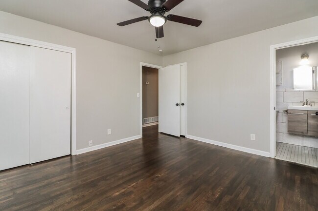 Building Photo - 24 Chestnut Dr