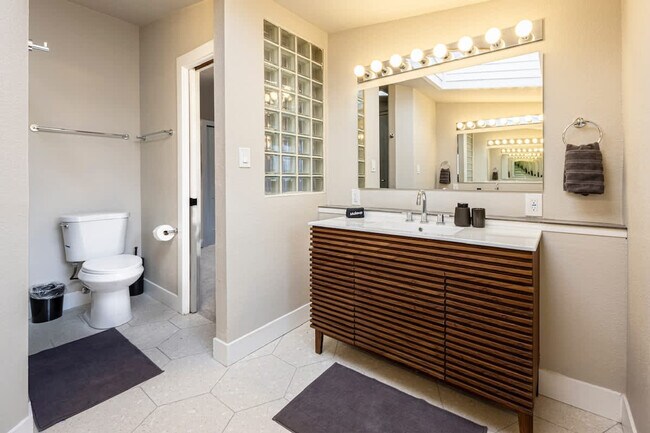 Building Photo - 12080 W 32nd Dr