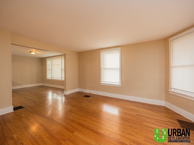 Building Photo - 1103 W Sinto Ave