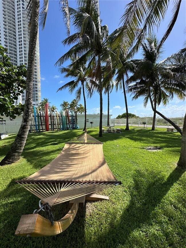 Building Photo - 6301 Collins Ave