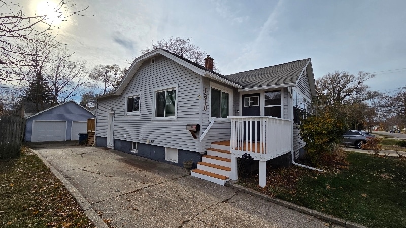 Building Photo - 1310 Waverly Ave